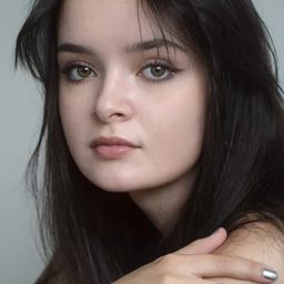 April Clark 飾演 Leah