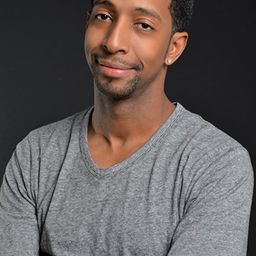 Trevor Parham 飾演 Sam