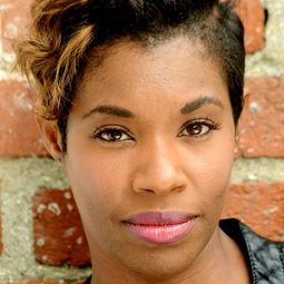 Barika A. Croom 飾演 Nurse Michelle