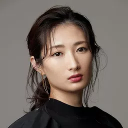 武田梨奈 飾演 Lil