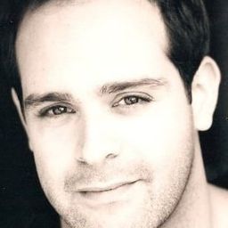 Rafael Monserrate - 皮爾導演