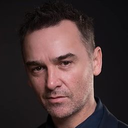 尚恩·史密斯 飾演 Phillip (voice)