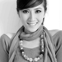 陳俏 飾演 Shen Ruochen