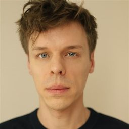 Pierre-Antoine Dubey - 陌路兄弟演員 飾演Damien