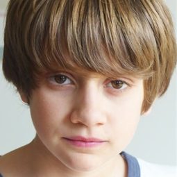 Rafaël de Ferran 飾演 Jean-Michel Cousteau (enfant)