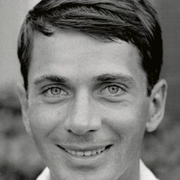 Heinz Hopf 飾演 Walter