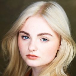 摩根·莉莉 - Love's Everlasting Courage演員 飾演Missie Davis