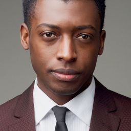 Timothy Ware-Hill 飾演 