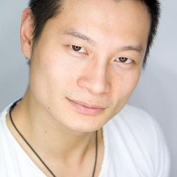 Jeff Yung 飾演 Mike (voice)
