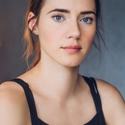 凱倫·皮斯托里斯 飾演 Laura Tyler