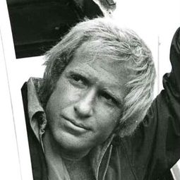 Paul Hampton - 難補情天恨演員 飾演Harry