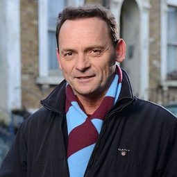 Perry Fenwick - The Tichborne Claimant演員 飾演John Holmes