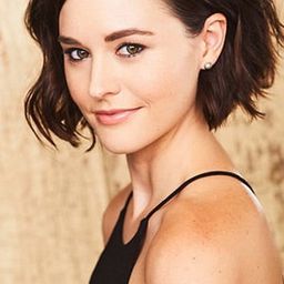 Paige Herschell 飾演 Kristen