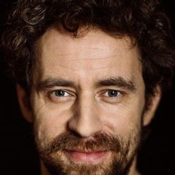 Michał Grzybowski - 劫後難逃演員 飾演Celina's Husband