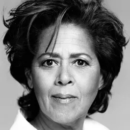 安娜·迪弗瑞·史密斯 飾演 Maricella Canavesio