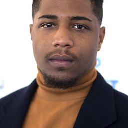 克里斯提安·馬列洛斯 飾演 Gustavo