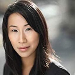 Aubrey Lin 飾演 Omi