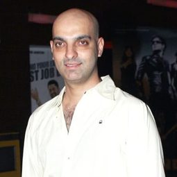 Abbas Tyrewala - 老鼠與貓導演