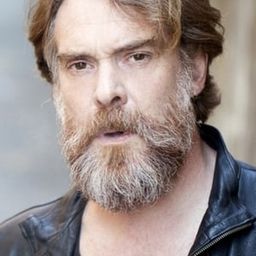 Federigo Ceci 飾演 Allenatore