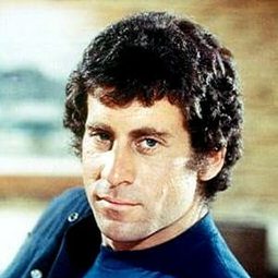 保羅·麥可·葛萊瑟 - 蝴蝶小姐演員 飾演Ralph Santori