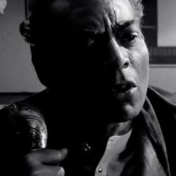 Bireswar Sen 飾演 Mukunda Lahiri