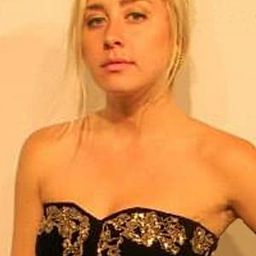 Taylor DeVoe 飾演 Teenage Partier