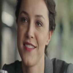 Vaja Dujović - 巫敵二人組演員 飾演Terapeutkinja