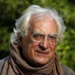 Bertrand Tavernier 飾演 Self