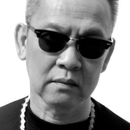 Sombatsara Teerasaroch 飾演 Choy