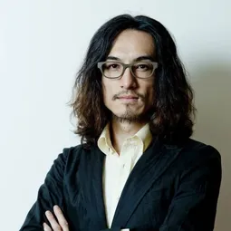 唐橋 充 飾演 Naoya Kaido / Snake Orphnoch