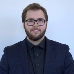 Benjamin Danielsen - 關於愛演員 飾演Man on ferry (uncredited)