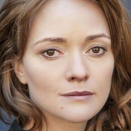 Marie Ruane - 四個阿媽搞邊科演員 飾演Katie