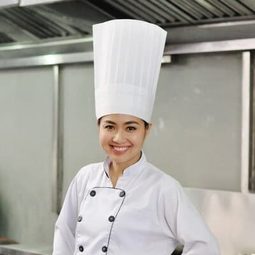 Lê Khánh - 茶花姐妹演員 飾演Tôn Nữ Thục Lan