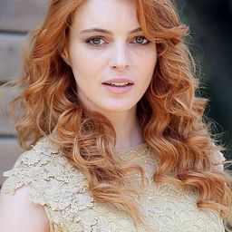 Miriam Dalmazio 飾演 Gaia