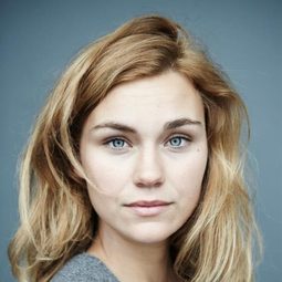 Margot Luciarte - La Station演員 飾演louise