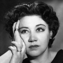 Megs Jenkins 飾演 Penny