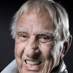 Charles Gérard 飾演 Self