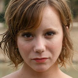 Laia Manzanares 飾演 Mary