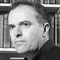 肯尼思·格裏菲思 飾演 Strolling Player