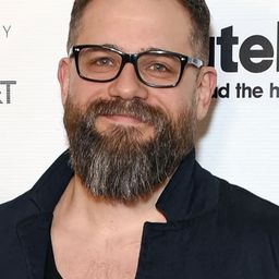 Alexandre N'Guyen 飾演 Bao