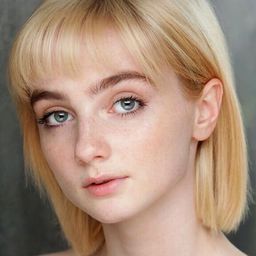 Eloise Thomas 飾演 Taylor