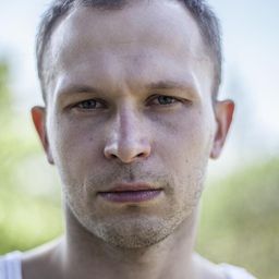 皮奧特·特洛伊 飾演 Patryk Galewski