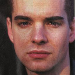 Alan Boyce 飾演 David Sinclair