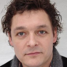 Peter Reichhardt 飾演 Nalle