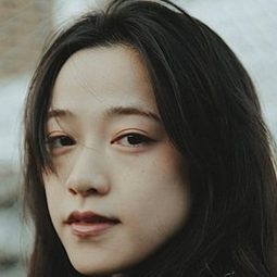 佐藤京 - 戀愛腦演員 飾演