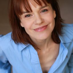 Françoise Gillard 飾演 Roxane