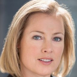 Gillian Tett - 呃錢帝國演員 飾演Self - U.S. Managing Editor, The Financial Times