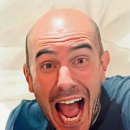 Emmanuel Garijo - 850 Meters演員 飾演The Knights