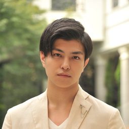 桜木那智 飾演 Gai Amatsu / Kamen Rider Thouser