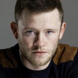 Devon Murray 飾演 Middle Malachy